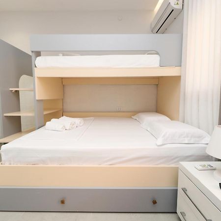 Vila Feliz - Premium Rooms With Free Private Parking Вльора Екстер'єр фото
