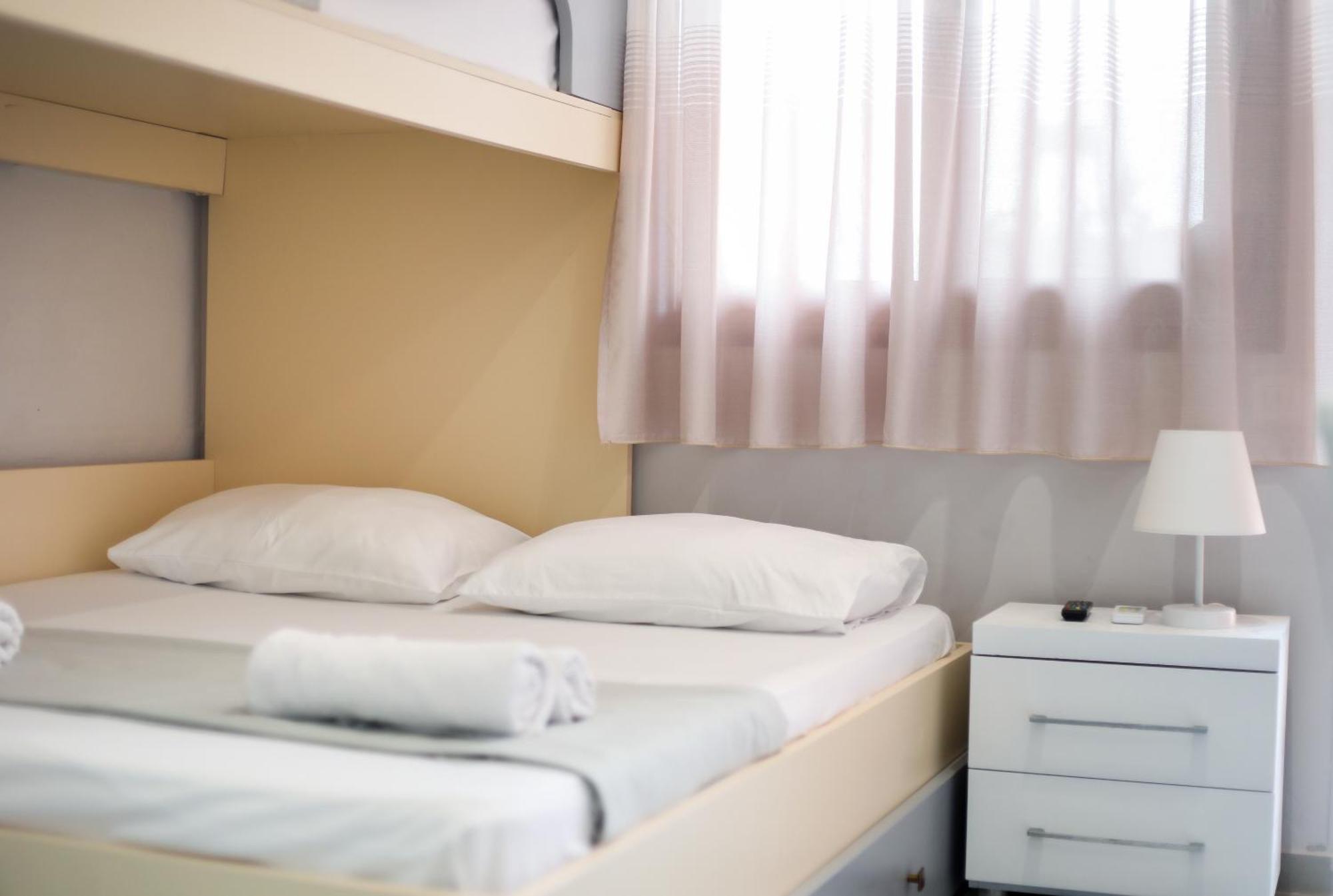Vila Feliz - Premium Rooms With Free Private Parking Вльора Екстер'єр фото