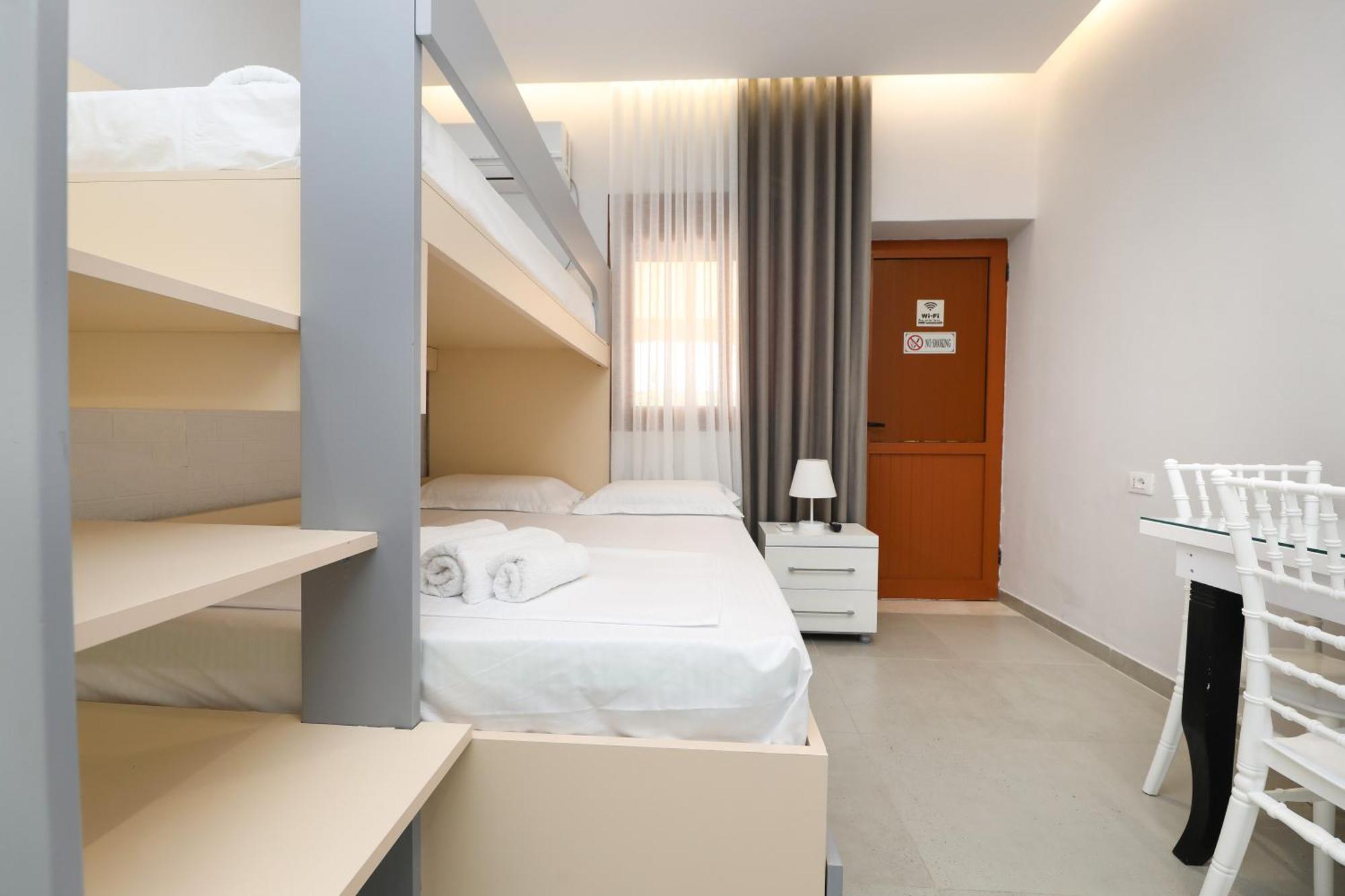 Vila Feliz - Premium Rooms With Free Private Parking Вльора Екстер'єр фото
