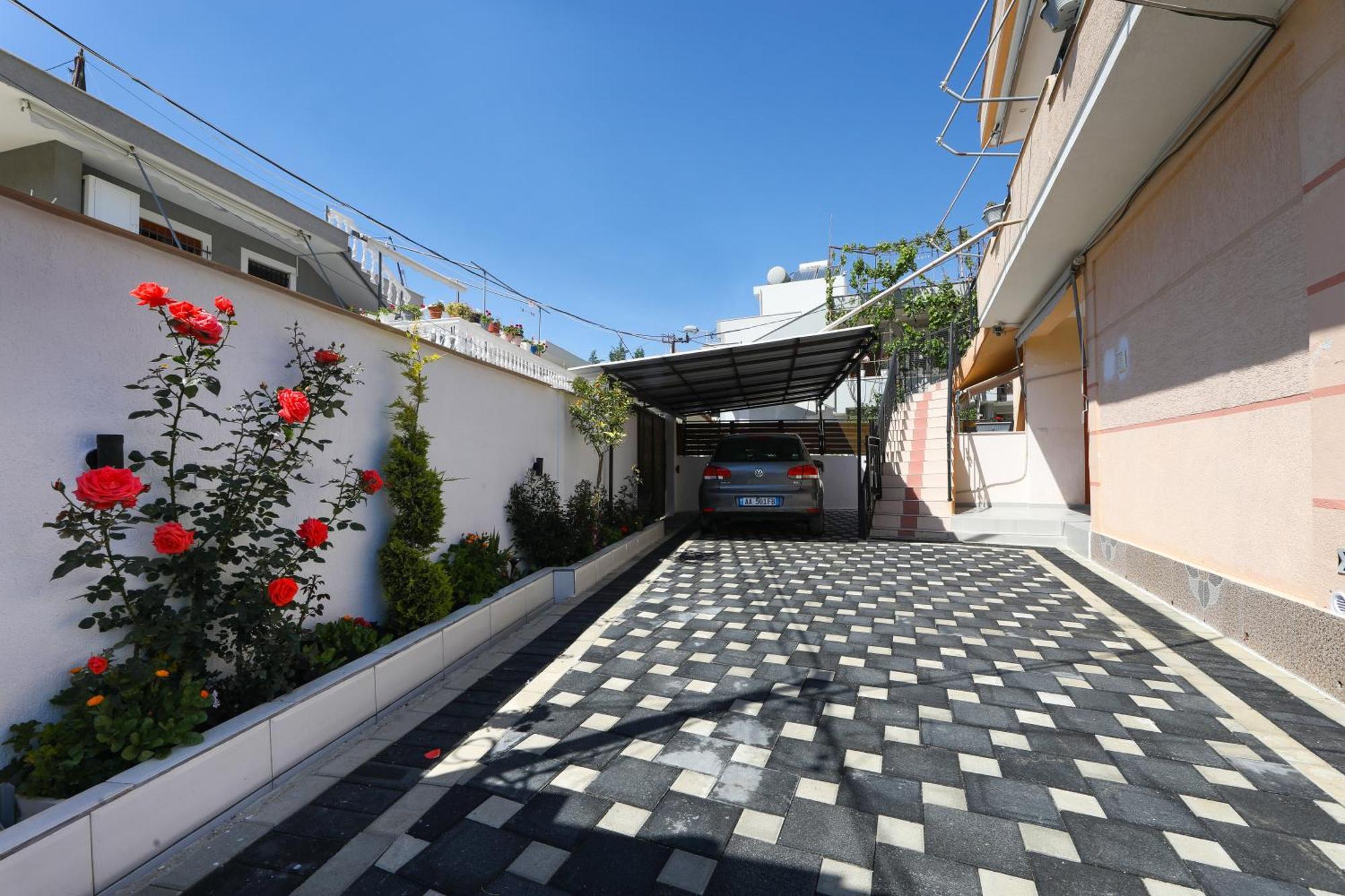 Vila Feliz - Premium Rooms With Free Private Parking Вльора Екстер'єр фото